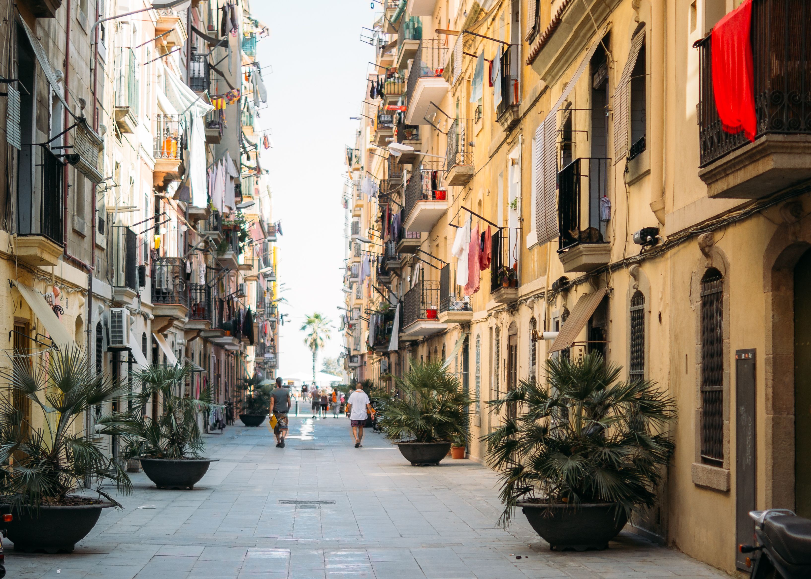 Encuentra vuelos baratos de Noruega a Barcelona