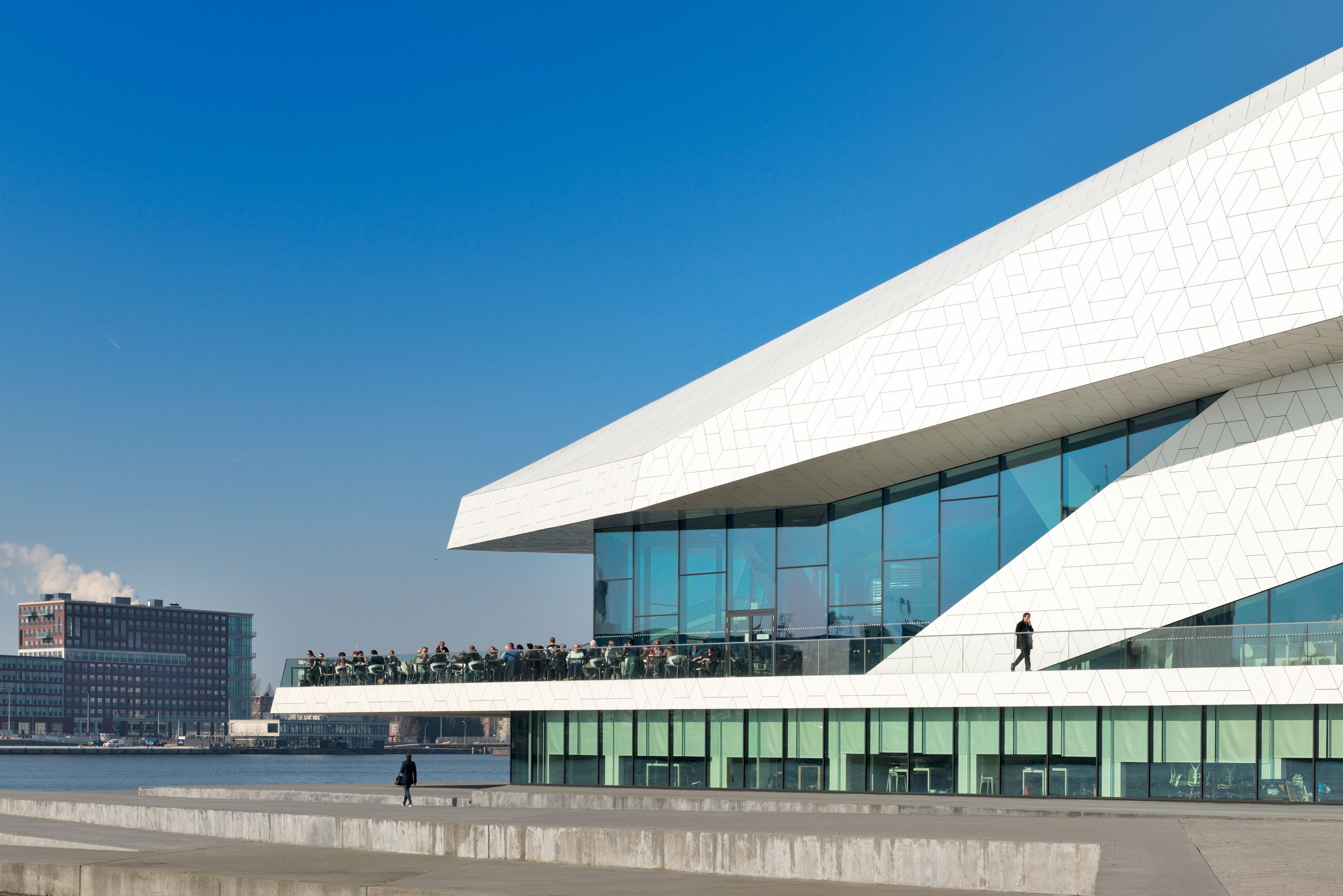 Encuentra vuelos baratos de M&aacute;laga a &Aacute;msterdam