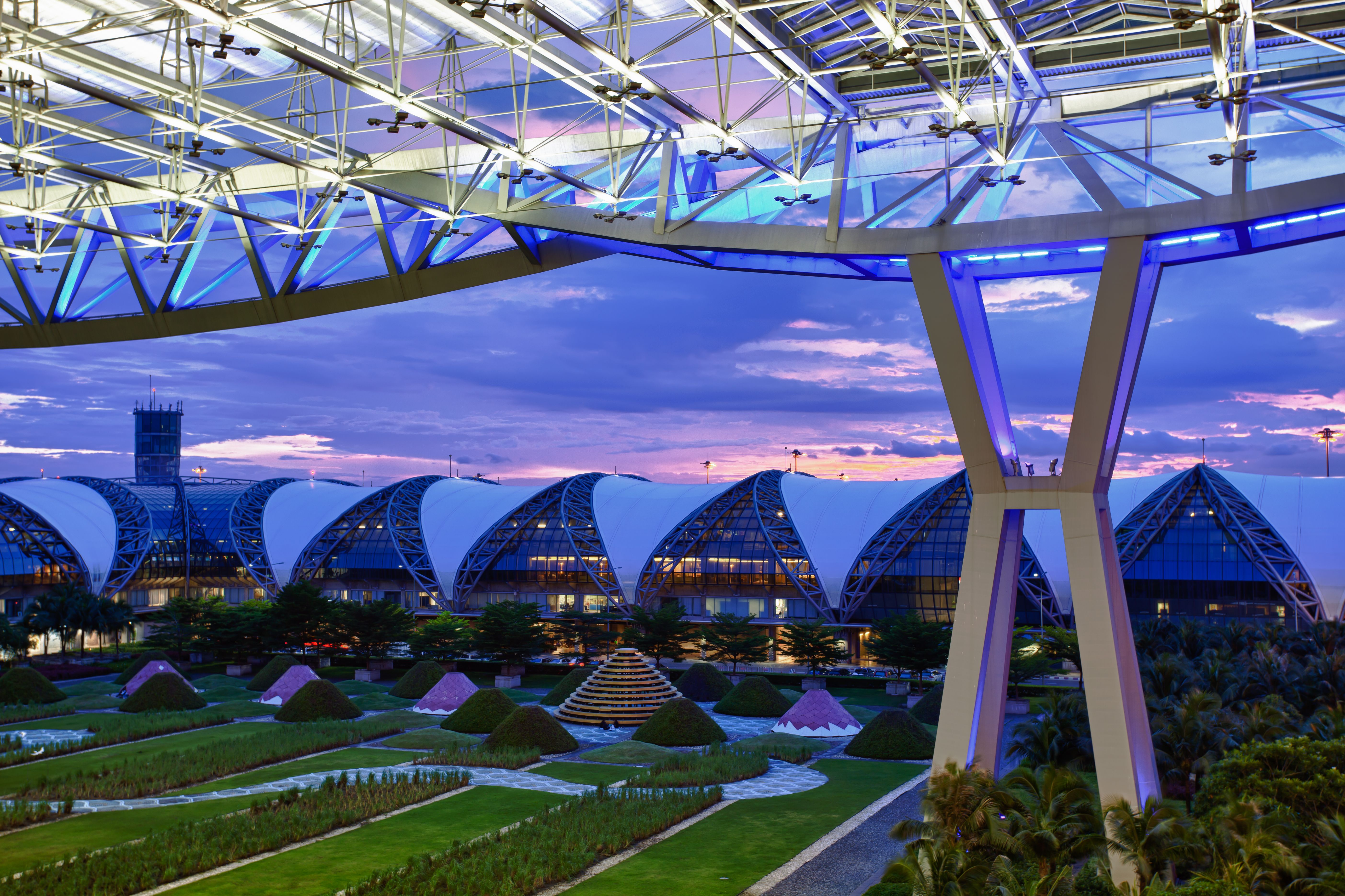 Encuentra vuelos baratos de Madrid a Bangkok Suvarnabhumi