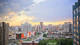 Encuentra vuelos baratos a Novosibirsk