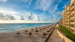 Encuentra vuelos baratos a Cancún