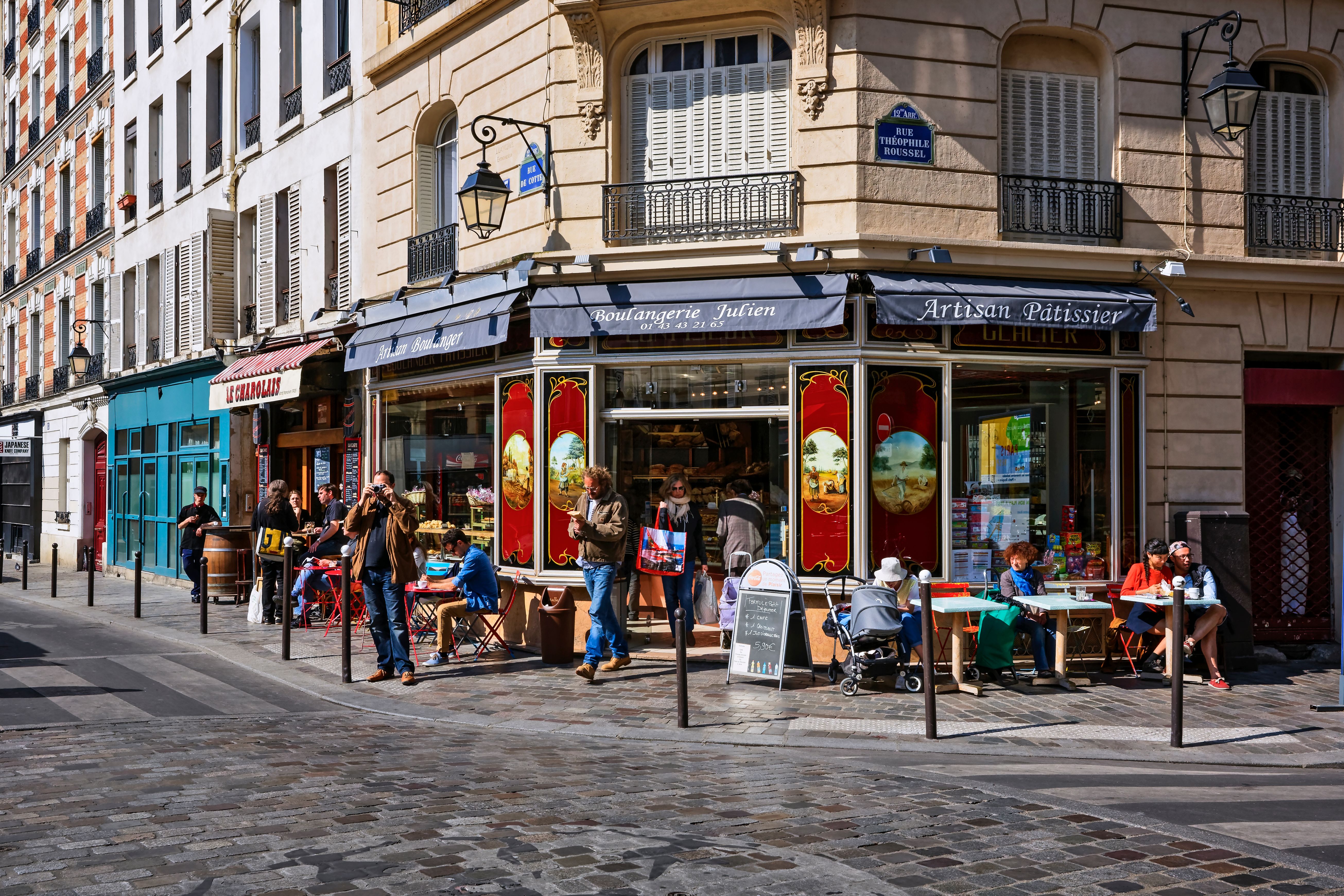 Encuentra vuelos baratos de M&aacute;laga a Par&iacute;s