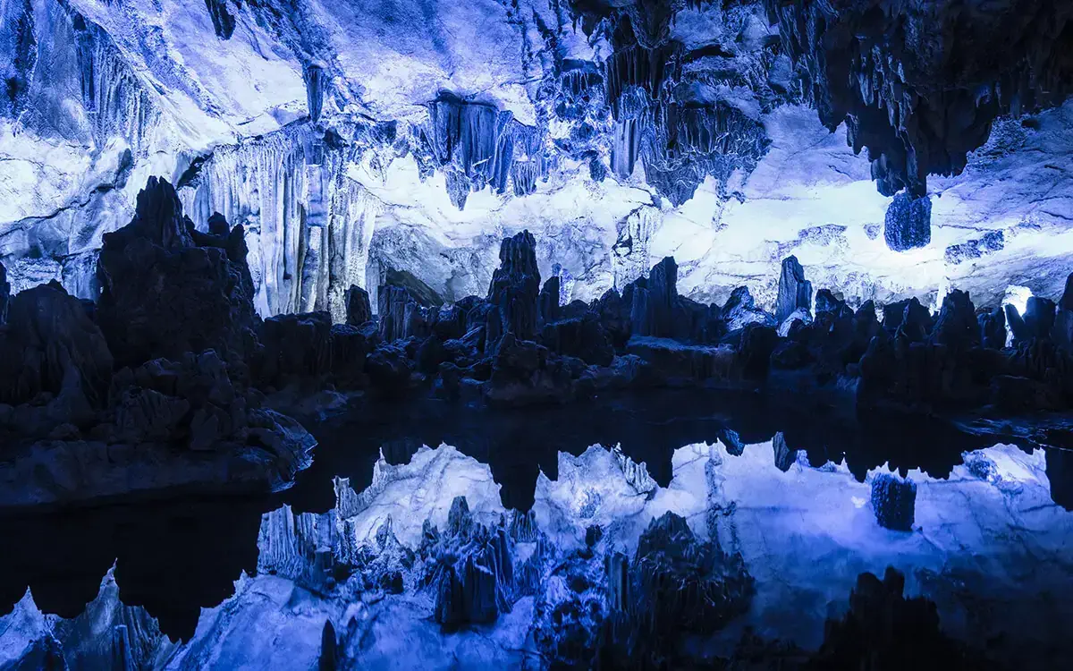 Cueva de la Caña de Flauta