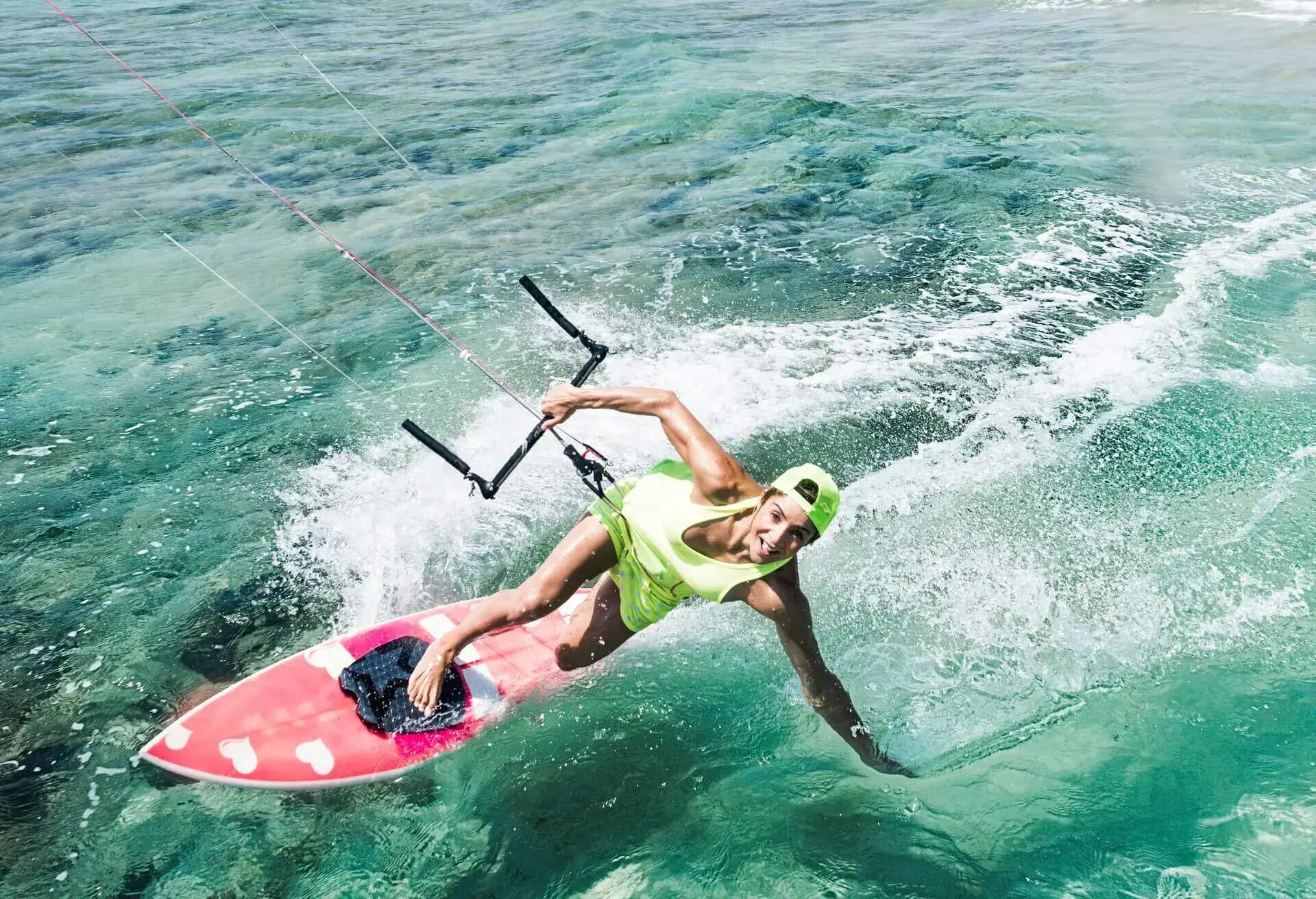 dest_spain_tarifa_theme_beach_kite_surfing_gettyimages-523142624_universal_within-usage-period_82638