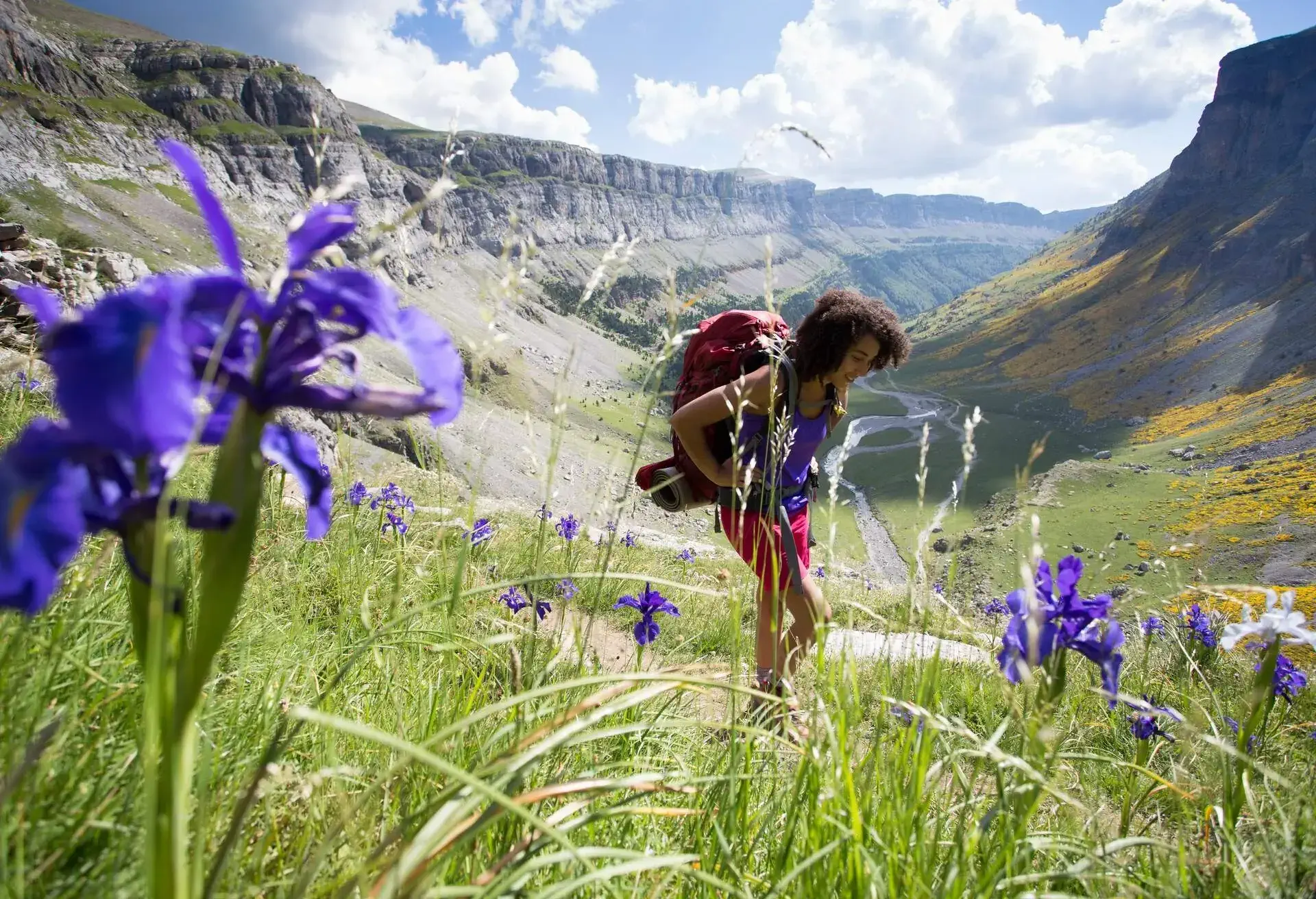 DEST_SPAIN_Pyrenees_Ordesa_Monte_Perdido_National_Park_THEME_HIKING_GettyImages-982745938