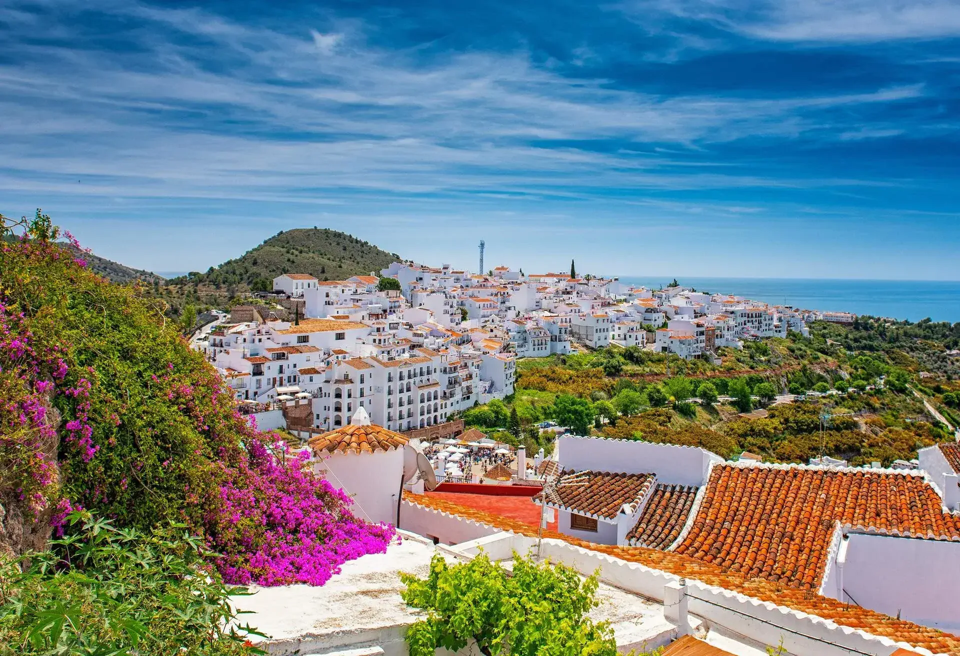 DEST_SPAIN_FRIGILIANA-shutterstock-premier_1182851644