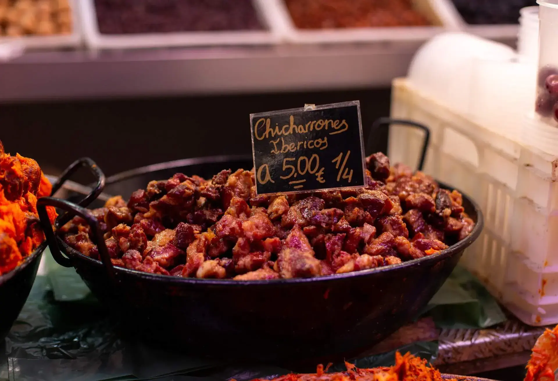 DEST_SPAIN_MALAGA_MARKET_CHICHARRONES_GettyImages-1196822574