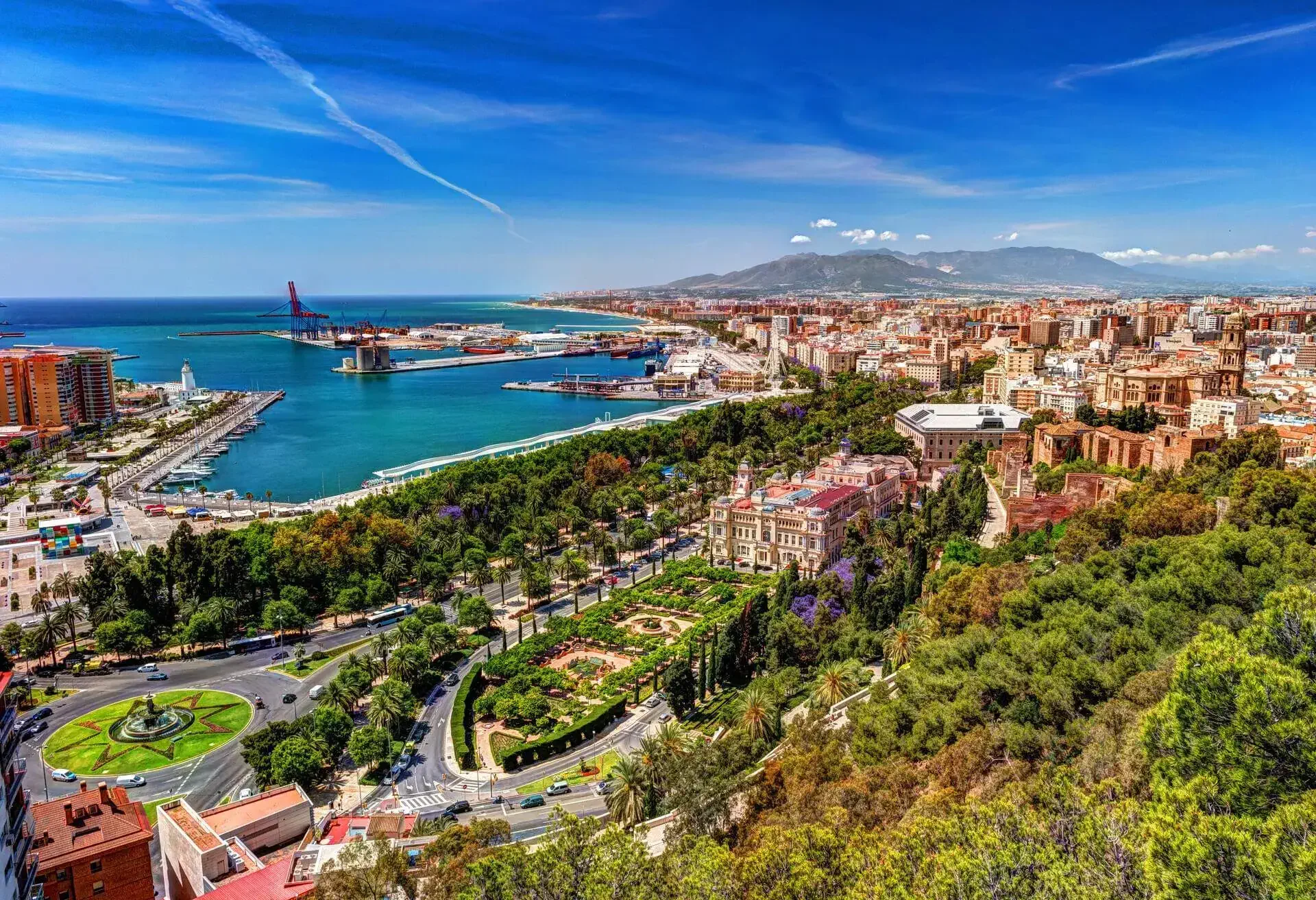 dest_spain_andalusia_malaga_shutterstock-premier_546599491_universal_within-usage-period_26519-1
