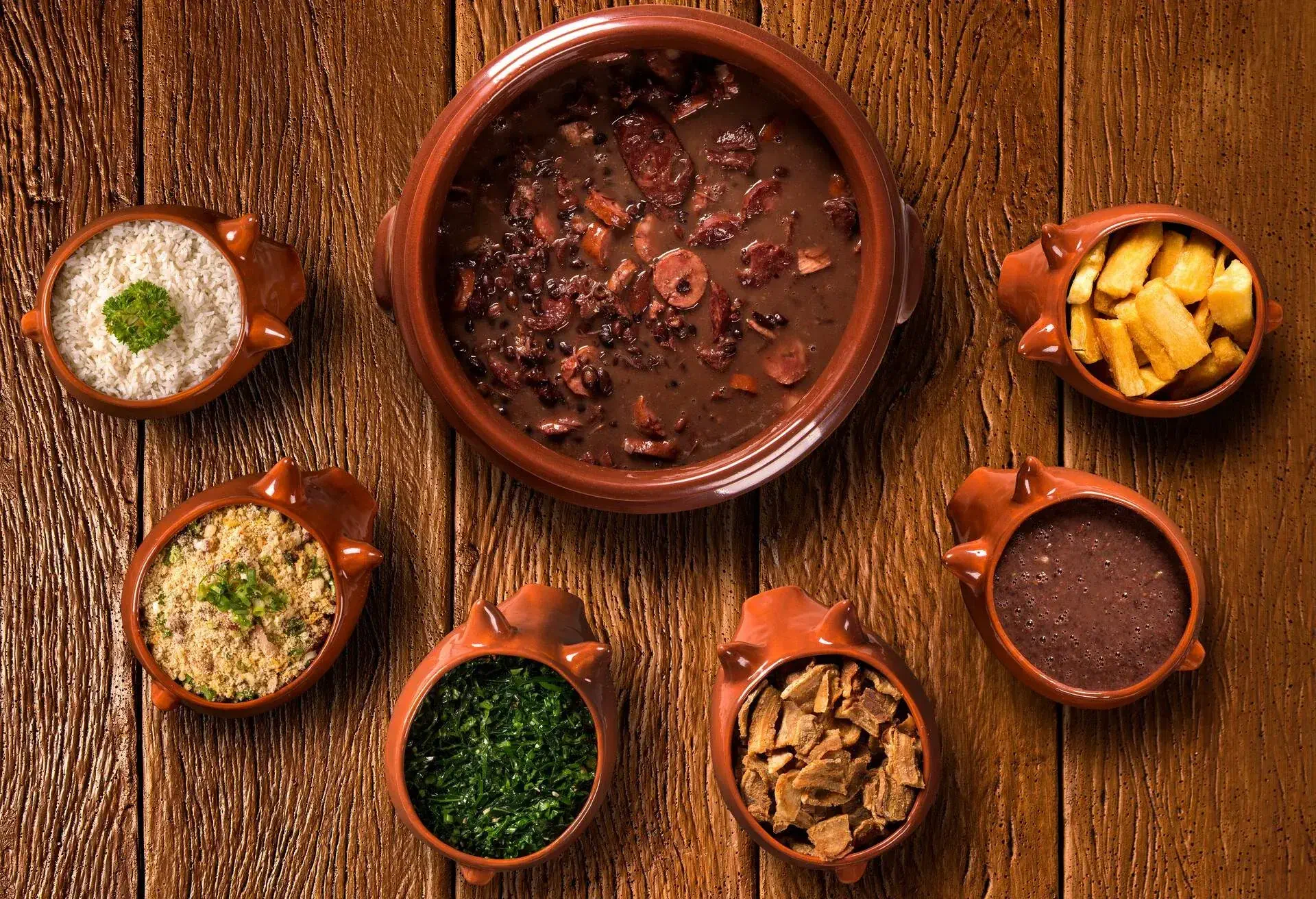 THEME_FOOD_FEIJOADA_DEST_BRAZIL_GettyImages-1051406248
