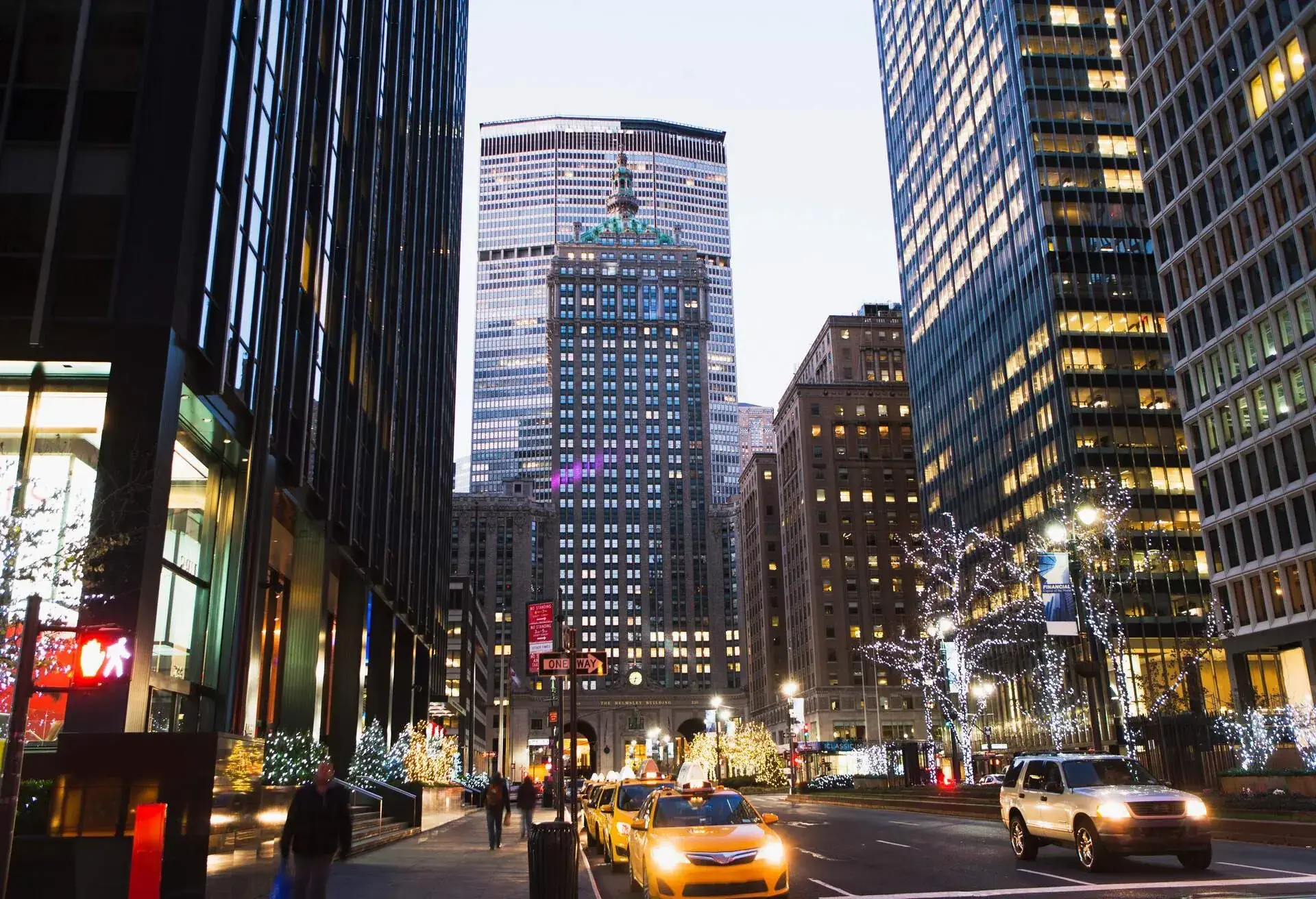 DEST_USA_NEW-YORK_-NEW-YORK-CITY_PARK-AVENUE-GettyImages-476846149.jpg