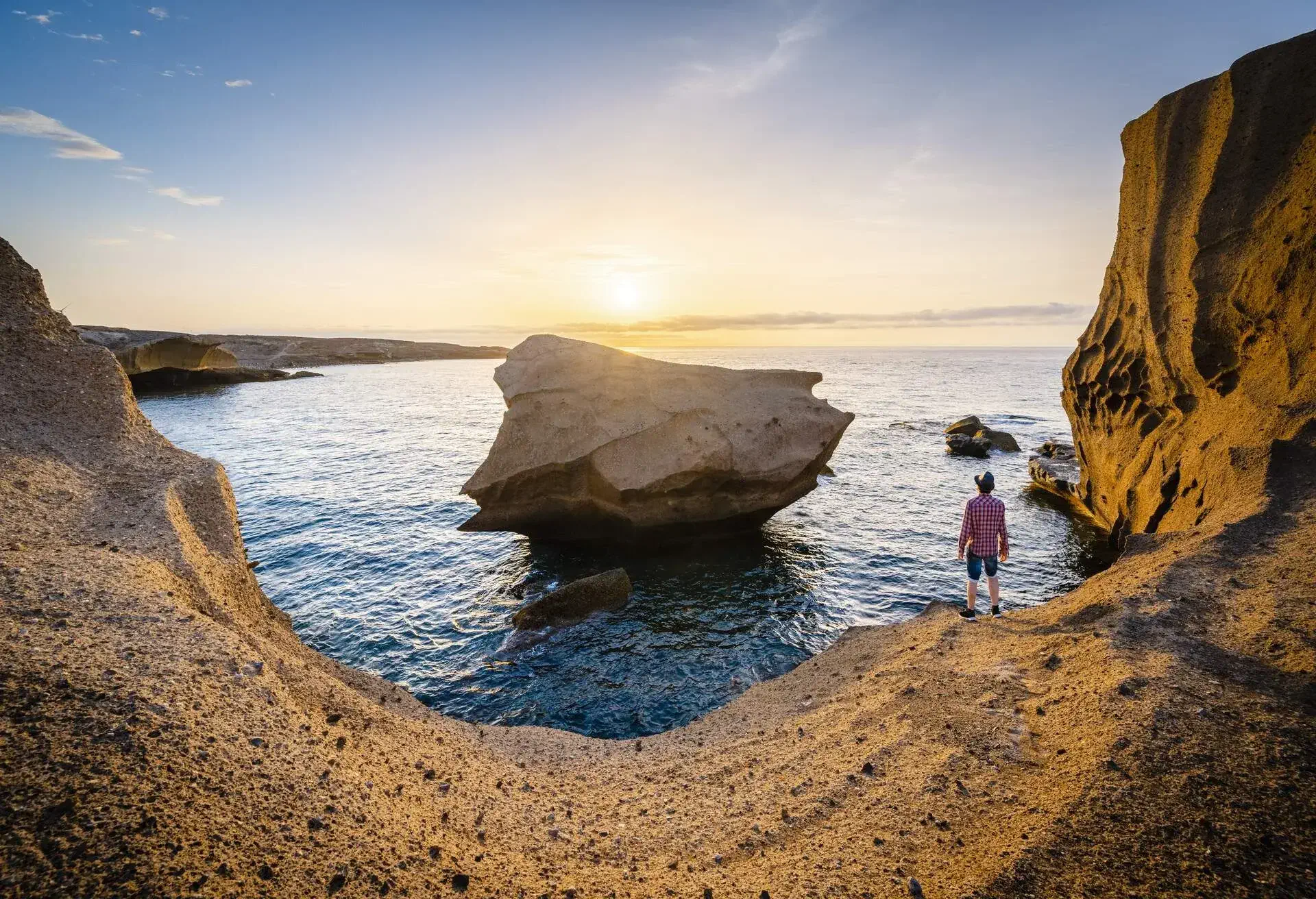 dest_spain_canary_islands_gran_canaria_gettyimages-1317241036_universal_within-usage-period_82667