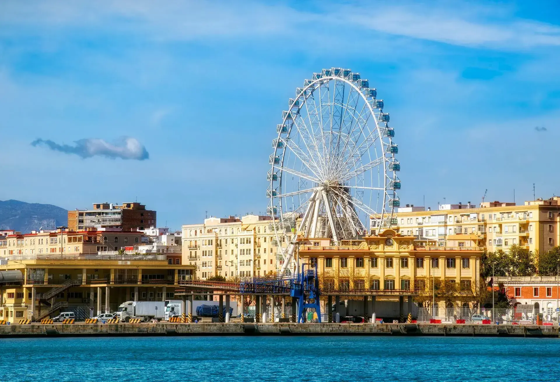 DEST_SPAIN_MALAGA_HARBOUR_Noria-de-Malaga_GettyImages-1207442884