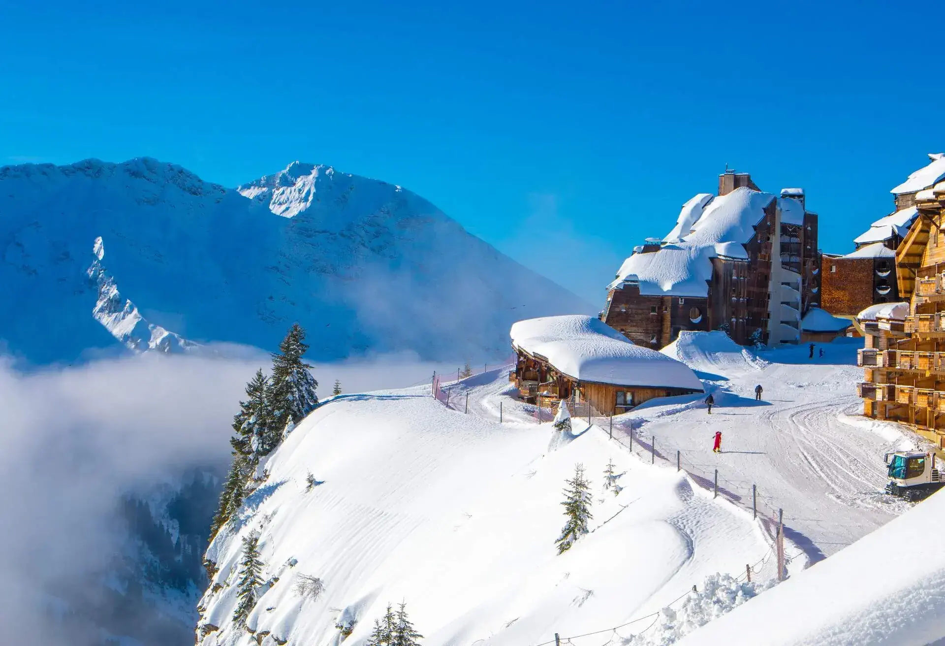 DEST_FRANCE_AVORIAZ_SKI_RESORTS_GettyImages-1317917198