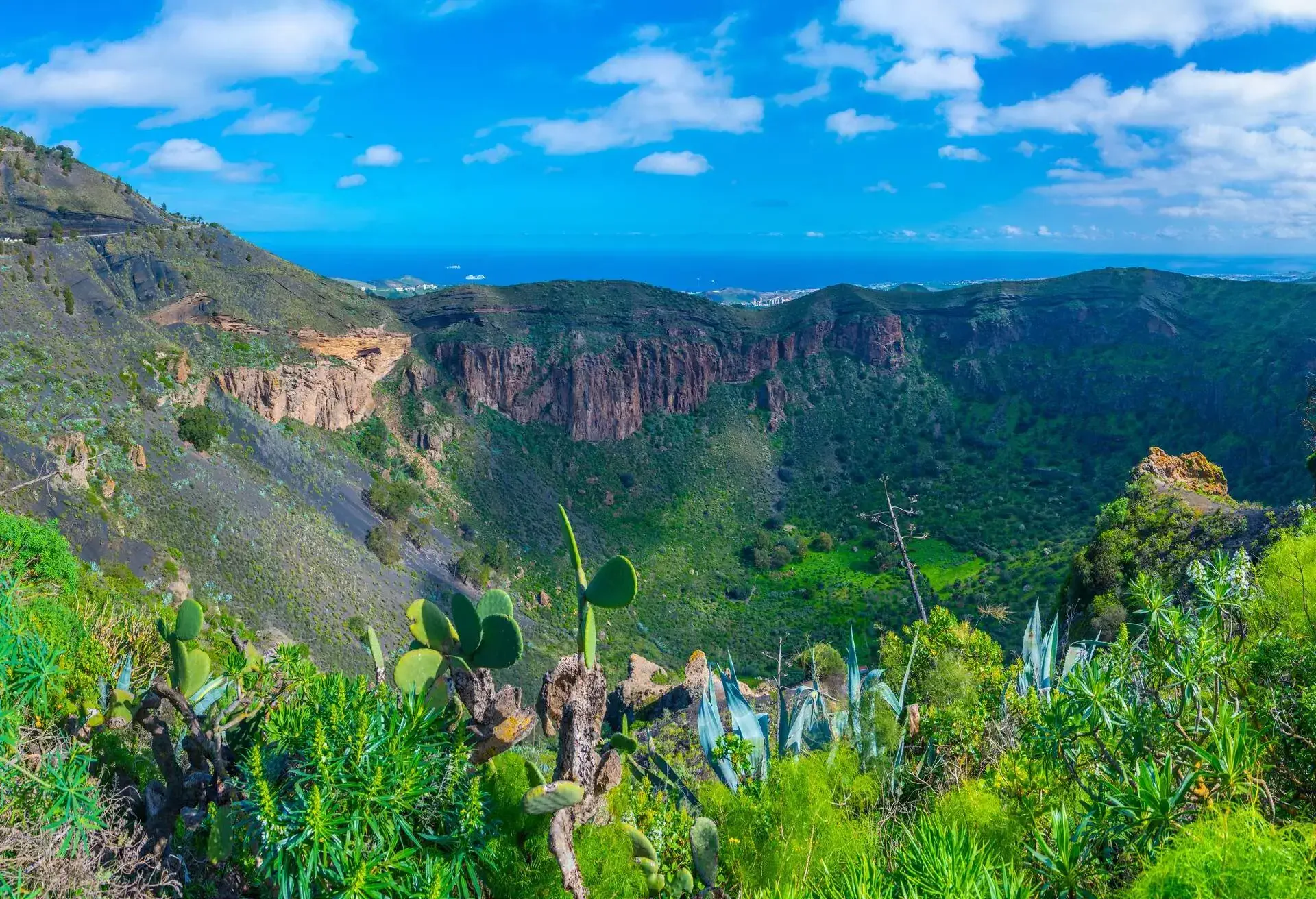DEST_SPAIN_GRAN_CANARIA_CALEDRA_DE_BANDAMA_GettyImages