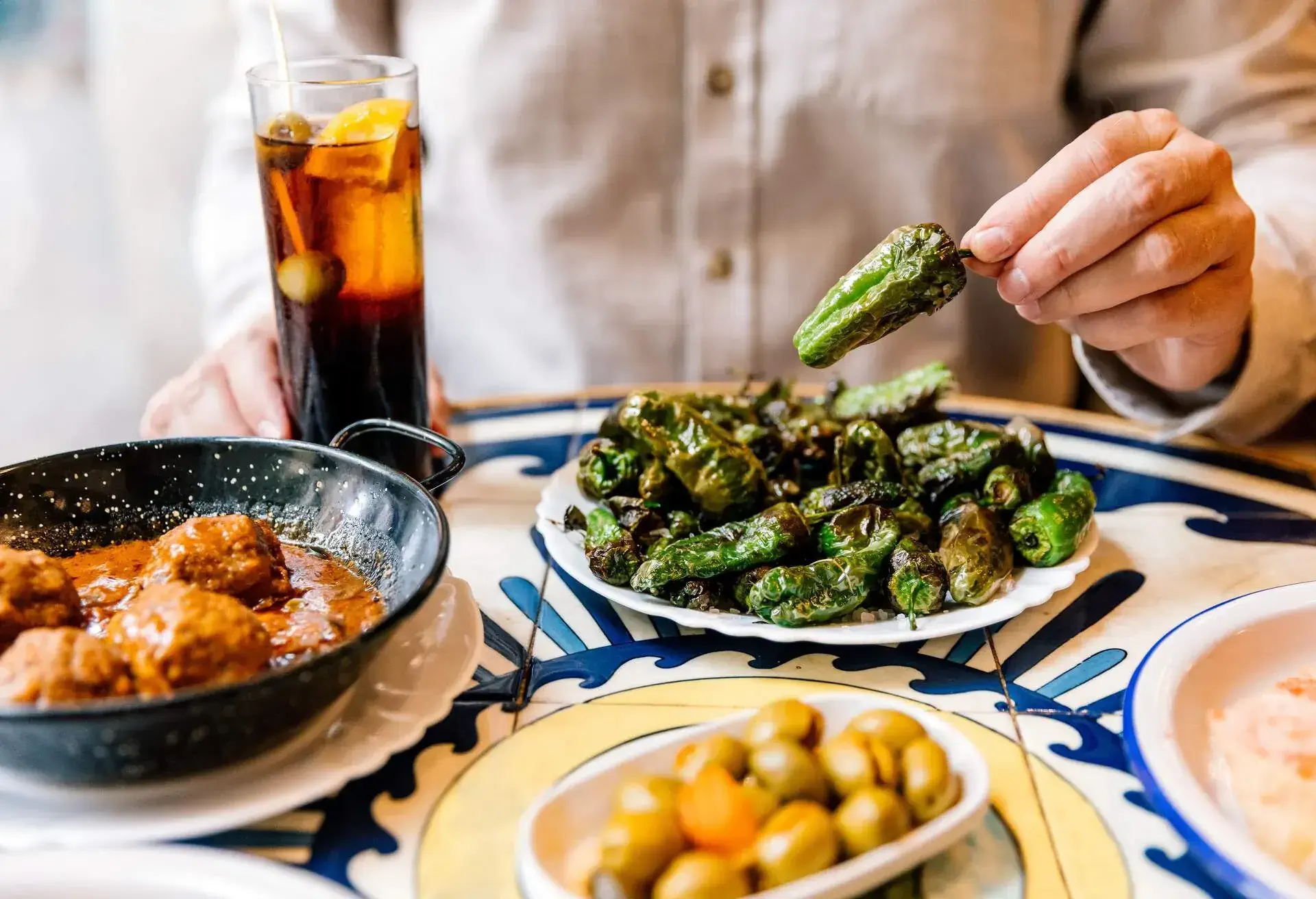 theme_food_spanish_tapas_gettyimages