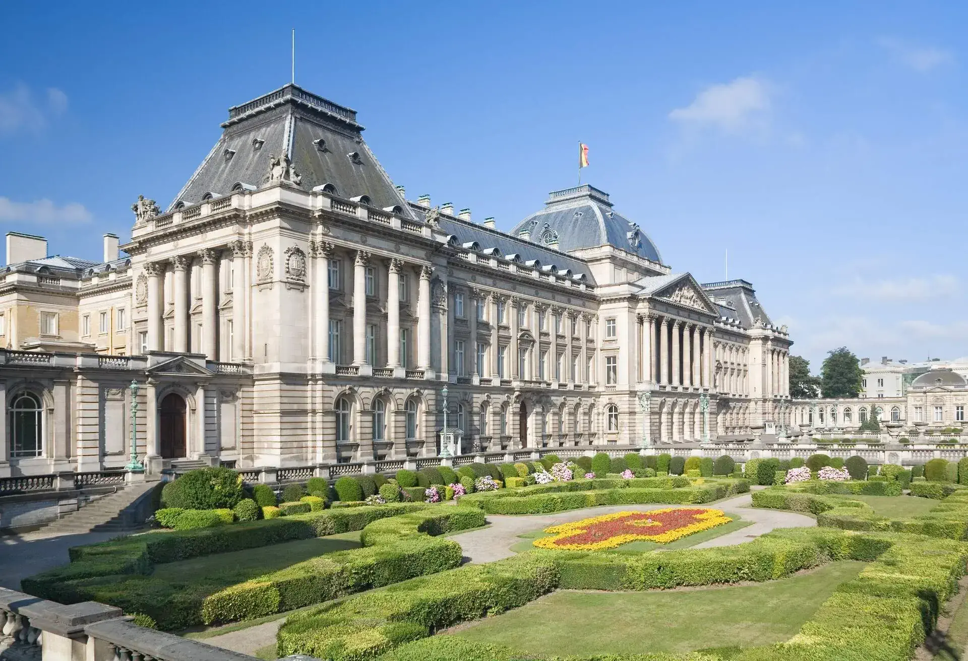 DEST_BELGIUM_BRUSSELS_ROYAL_PALACE_GettyImages-182054079