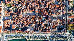 Encuentra vuelos baratos a Split
