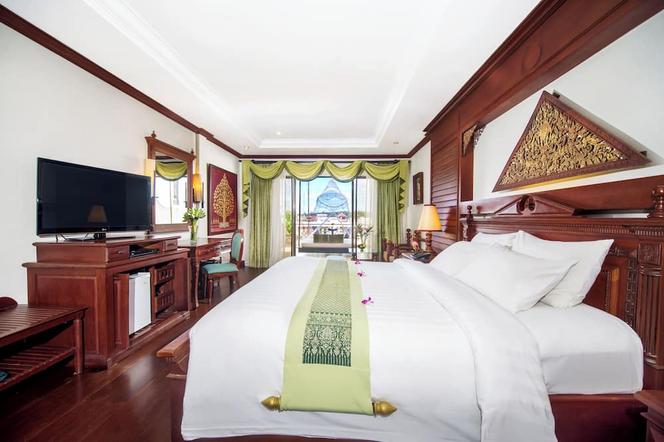 The Privilege Floor By Borei Angkor