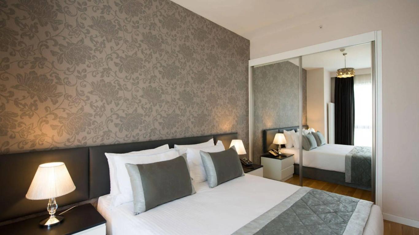 Coresh Suites