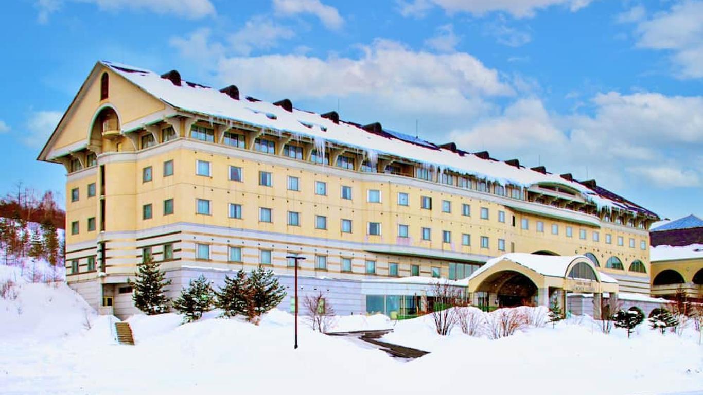 Palcall Tsumagoi Resort Ski & Hotel