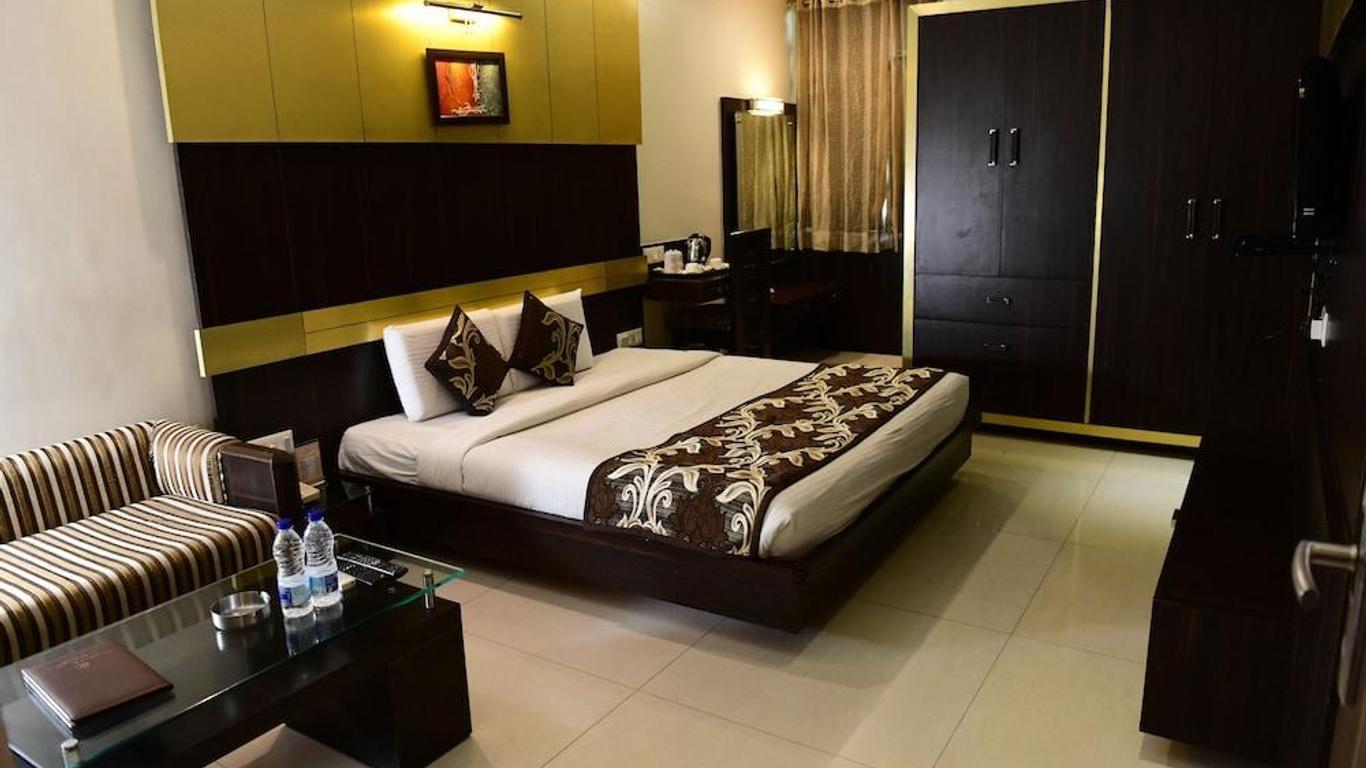 Hotel Ravisha Continental
