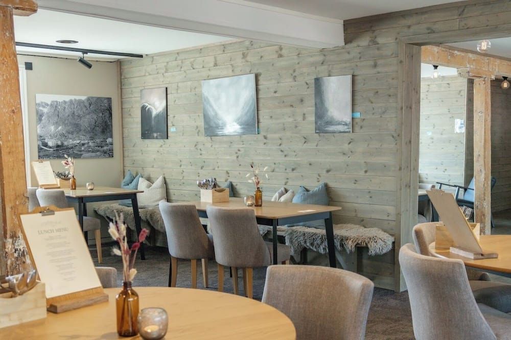 Brygga Restaurant and Rooms