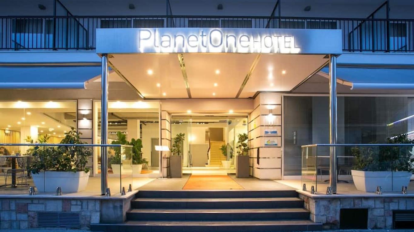 Planet Hotels One