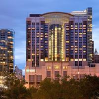 Embassy Suites by Hilton Chicago Downtown Magnificent Mile