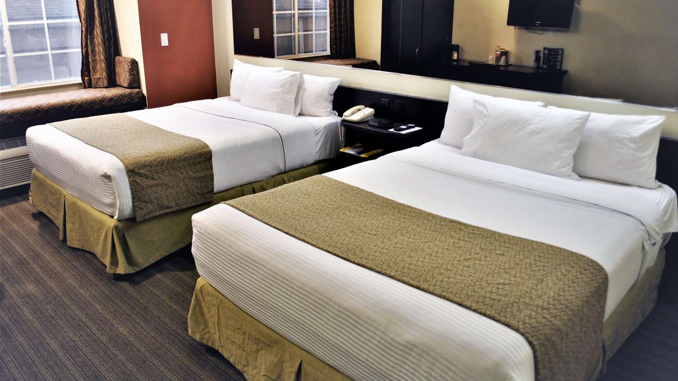 Microtel Inn & Suites by Wyndham Toluca