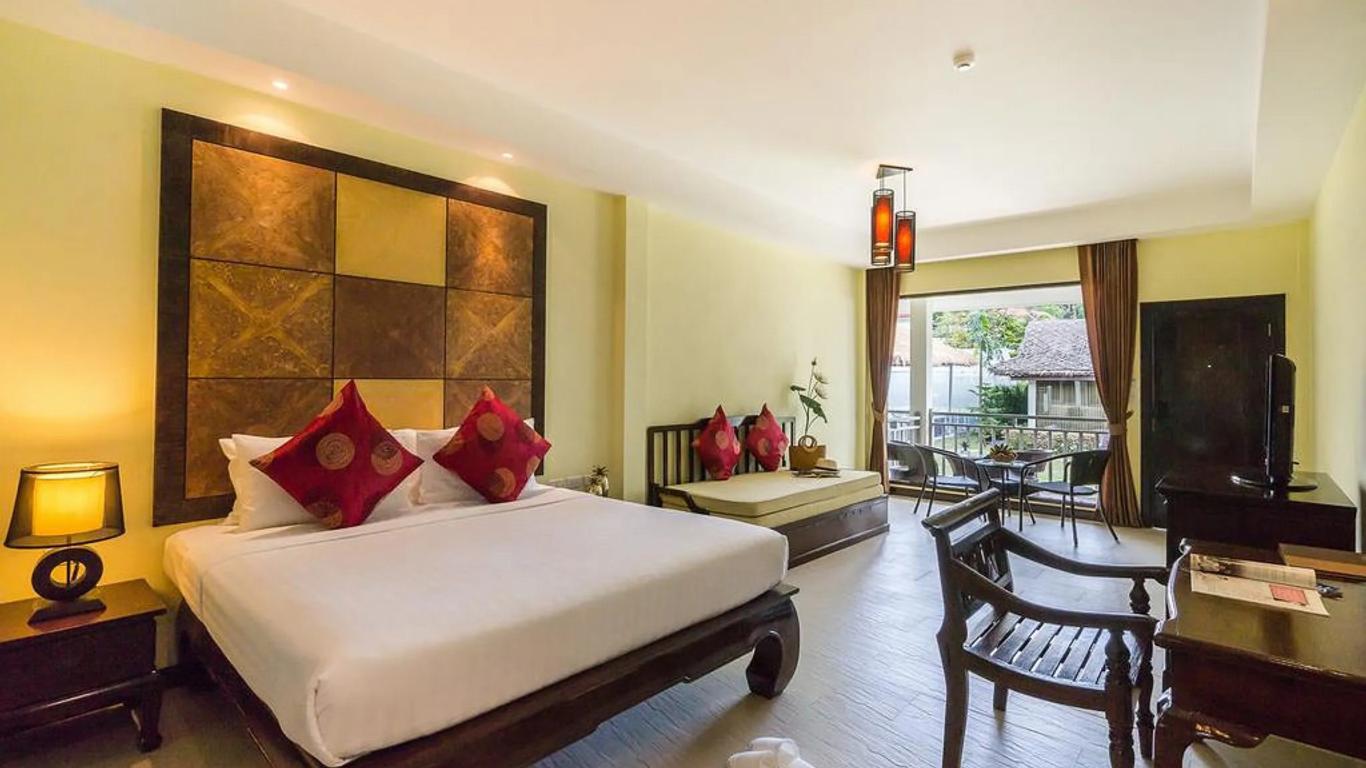 Hive Khaolak Beach Resort