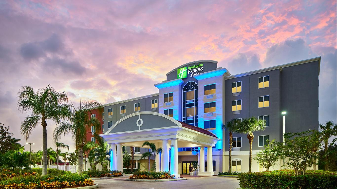 Holiday Inn Express & Suites Port St. Lucie West, An IHG Hotel