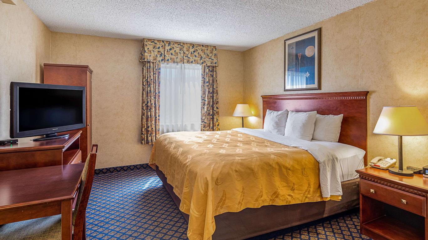 Quality Inn and Suites Coldwater near I-69
