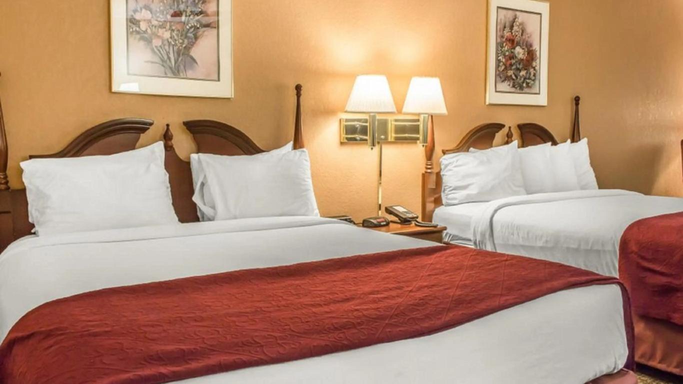 FairBridge Inn & Suites Poconos