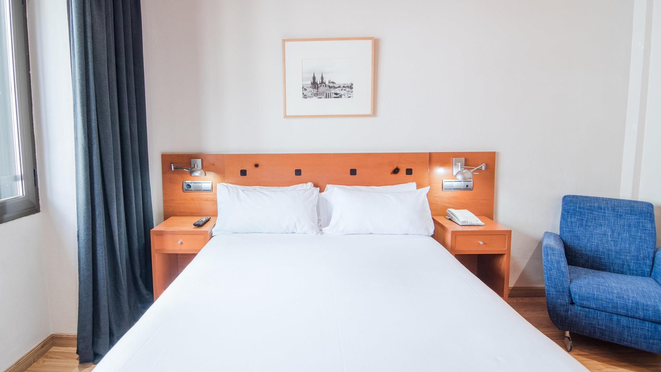 Petit Palace CliperGran Vía desde 65 €. Hoteles en Madrid KAYAK Petit Palace CliperGran Vía desde 65 €. Hoteles en Madrid KAYAK