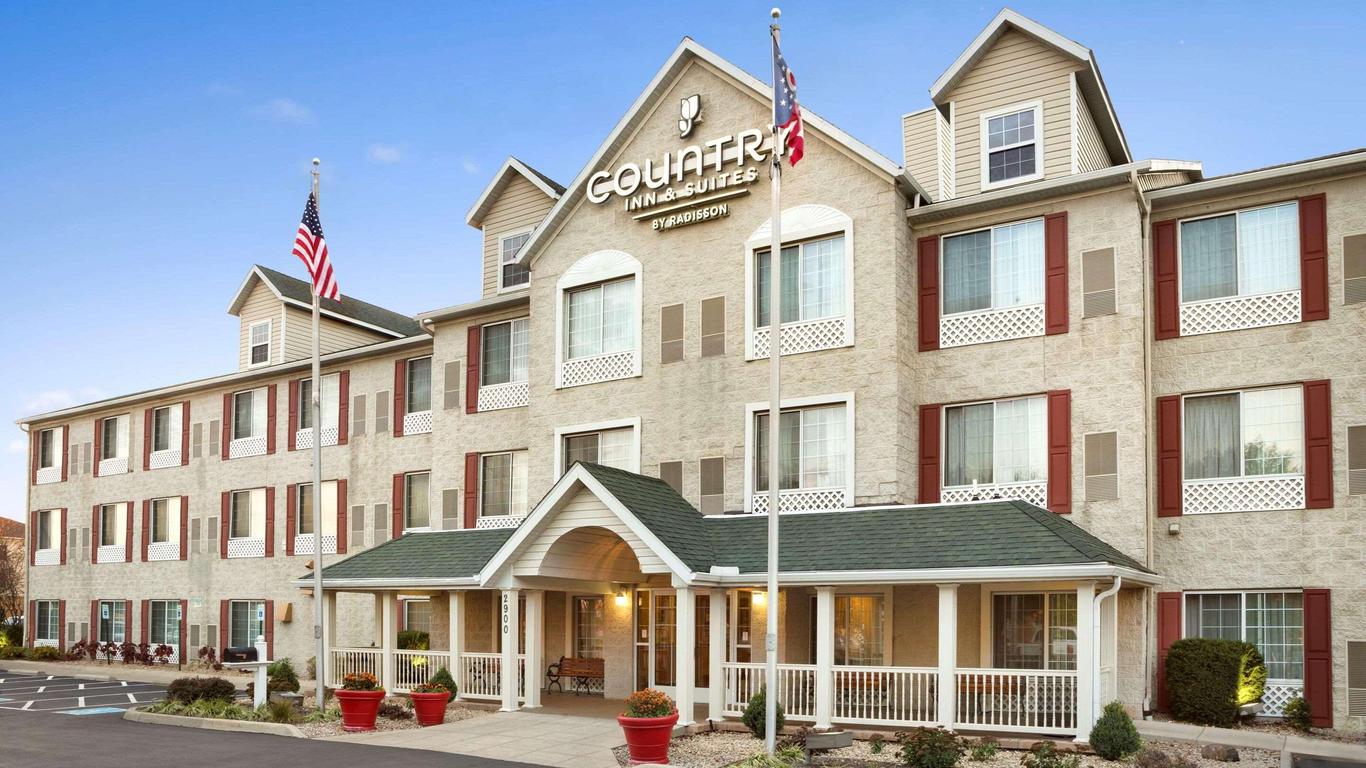 Country Inn & Suites by Radisson Columbus Air