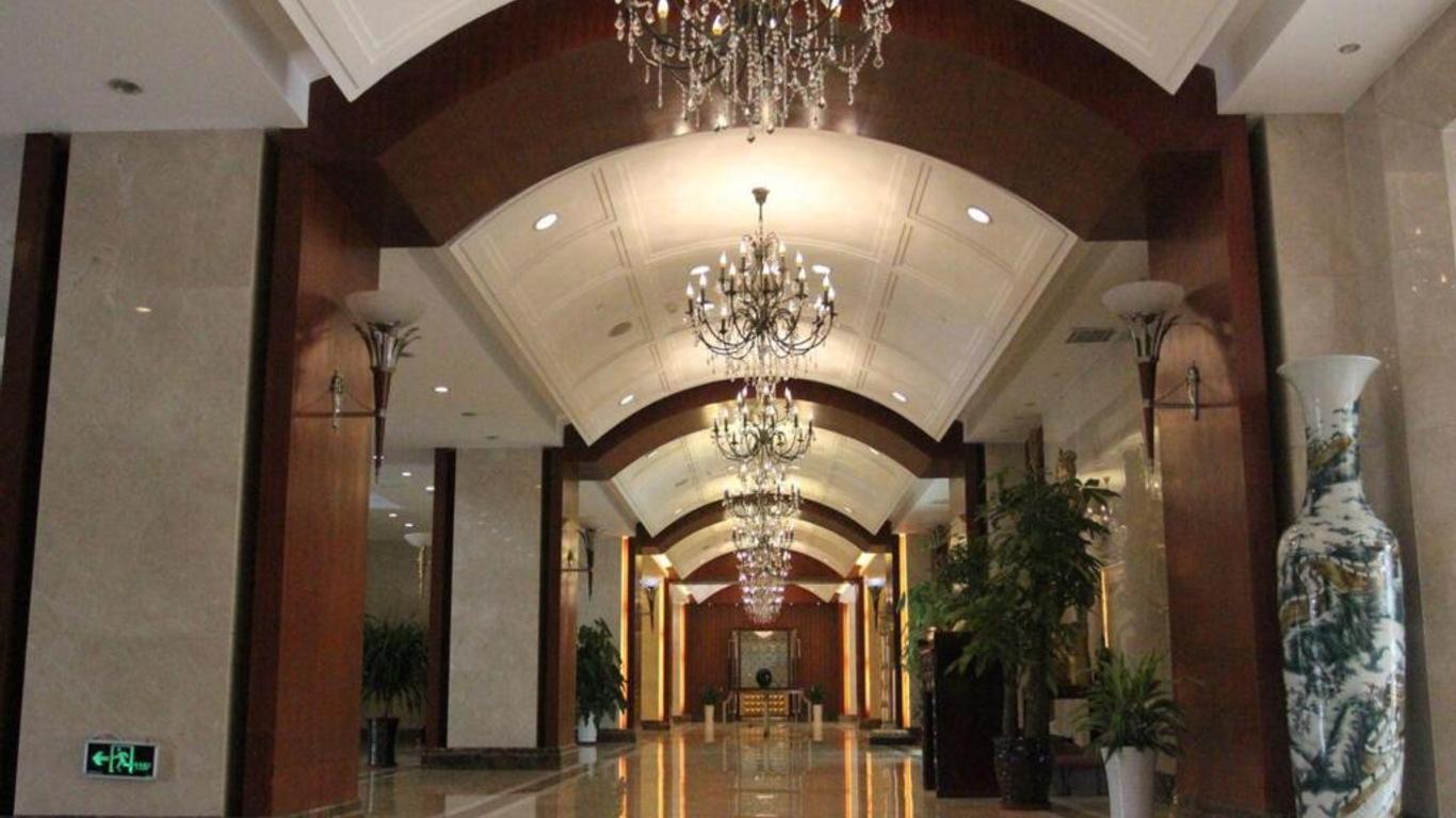 Qingdao Tianrun Jinwang Hotel