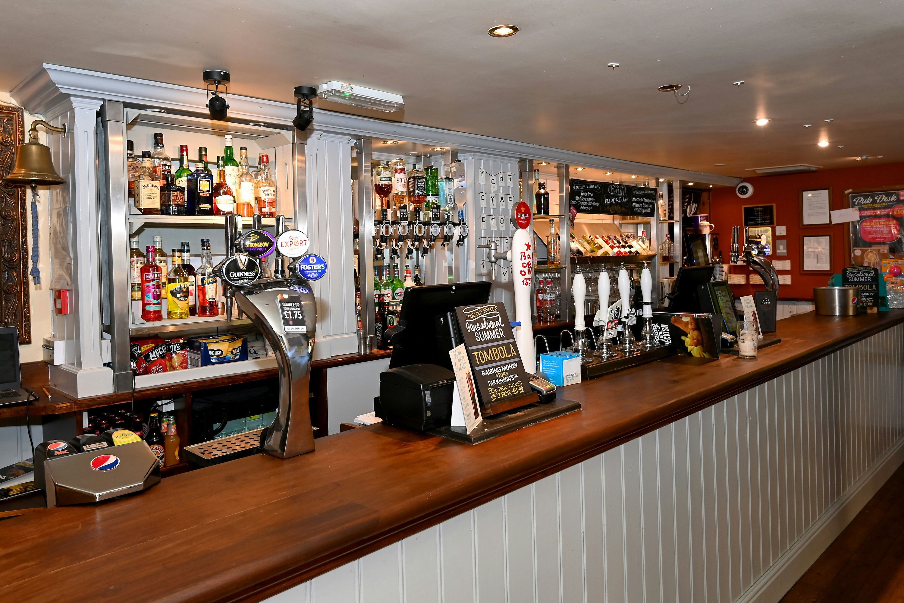 Bar