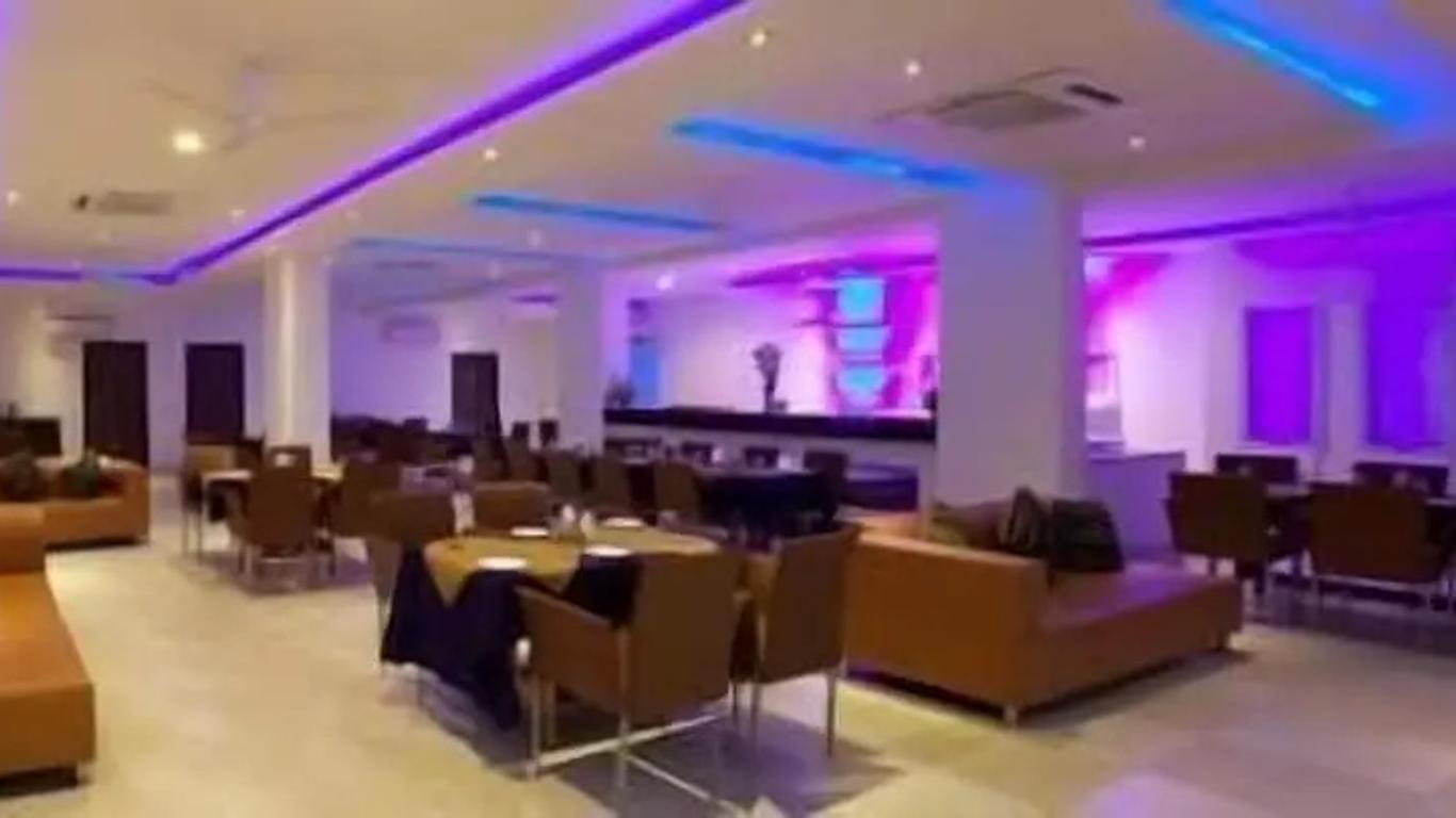 Hotel Jaya International