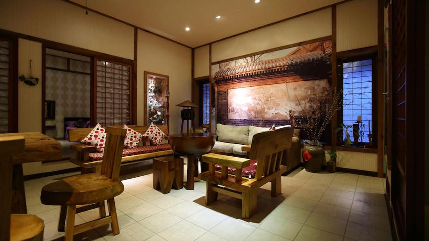 Jasmine Orange B&B