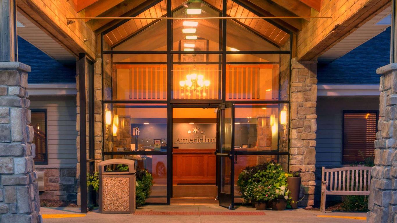 AmericInn by Wyndham Fort Dodge