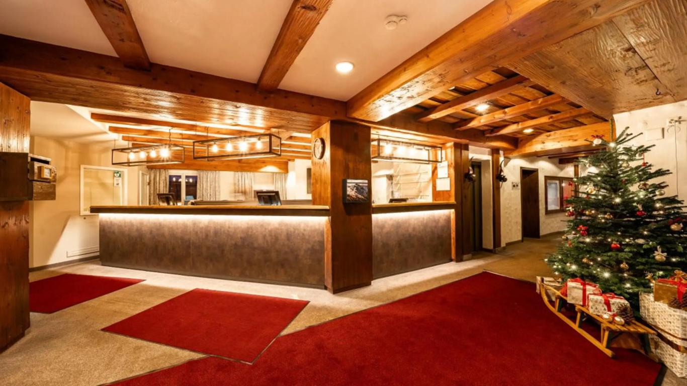 Arosa Alpine Club - Adults Only