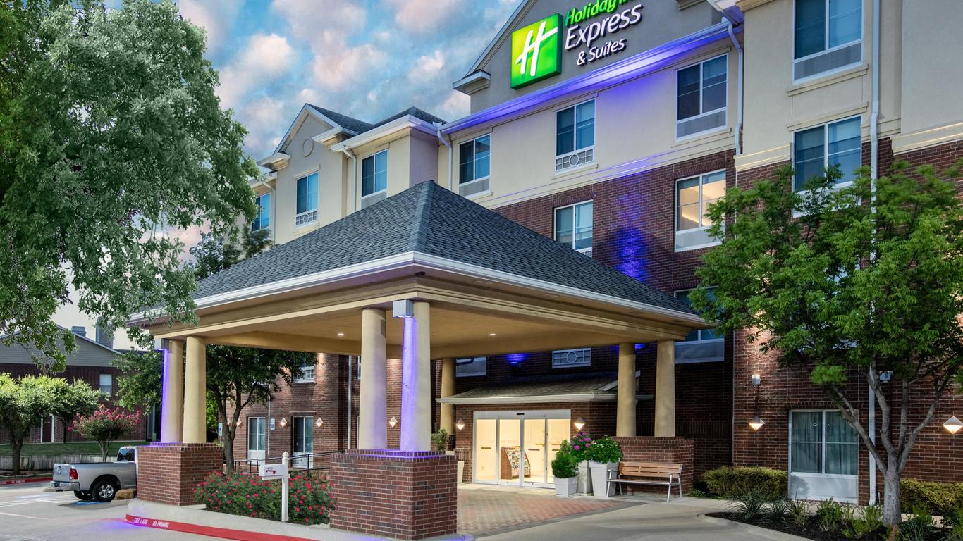 Holiday Inn Express & Suites Dallas - Grand Prairie I-20