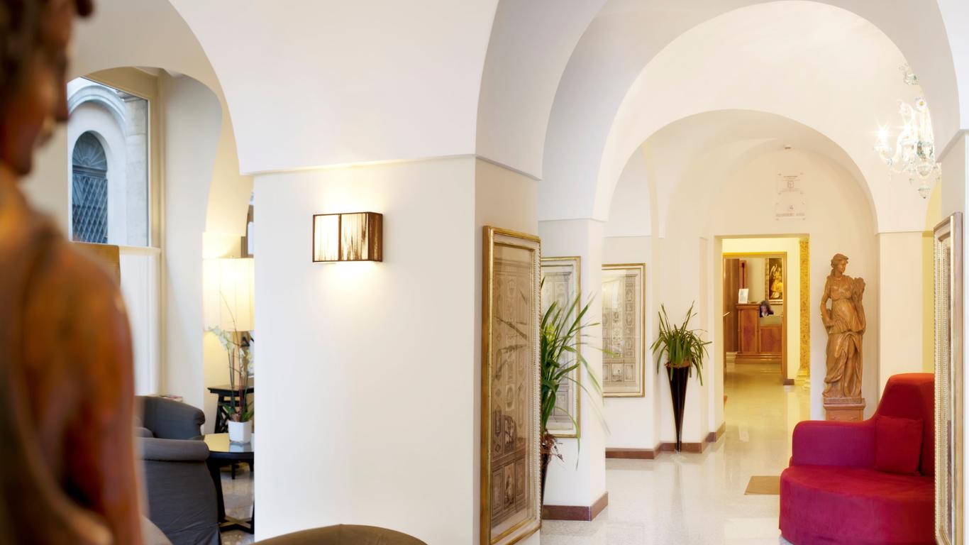Pórtico Campo globo Albergo Santa Chiara Hotel Rome desde 79 €. Hoteles en Roma - KAYAK