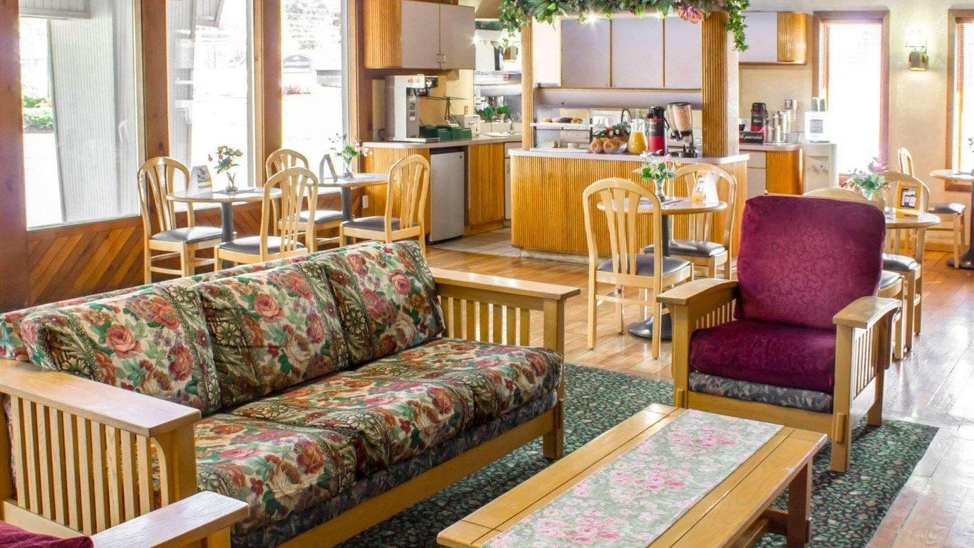 Econo Lodge Colonie Center Mall