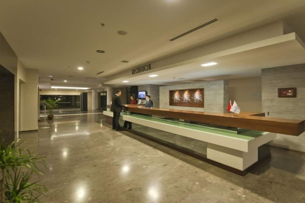 Recepción Foto