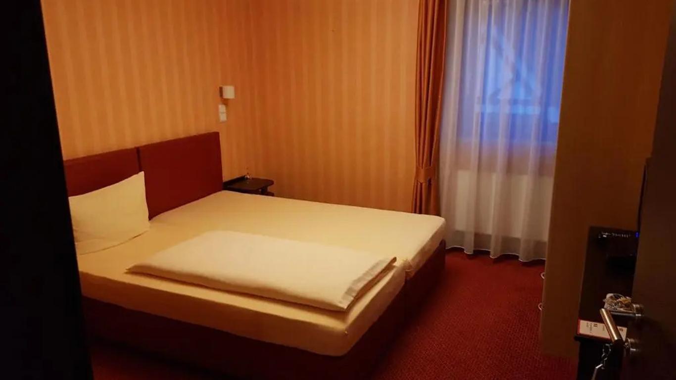 Hotel-Weinhaus Heinrich Haupt