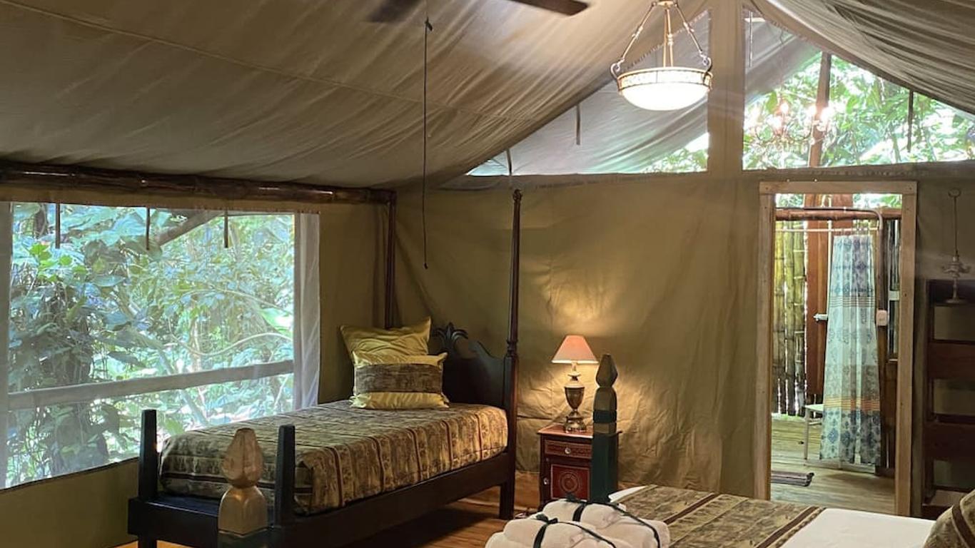 Colina Secreta - Glamping and Villas