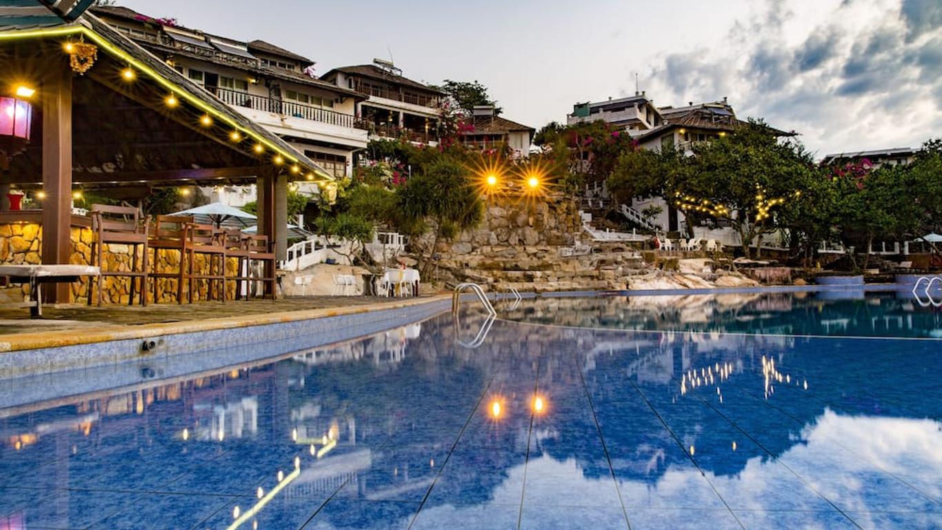 Rock Water Bay Beach Resort & Spa