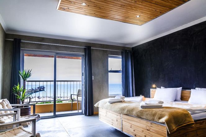 Hotel A la Mer