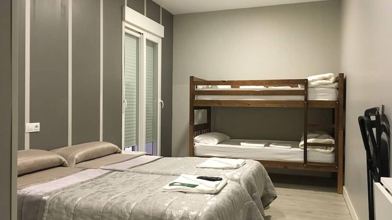 Pensión La Bilbaina - Albergue Logroño